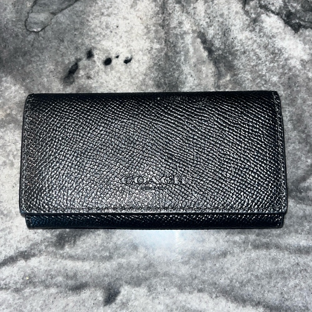Coach Men’s leather key case